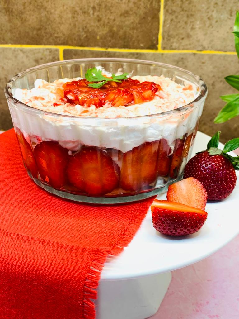 Strawberry Shortcake Biscuit Cake Recipe! - Momma From Scratch