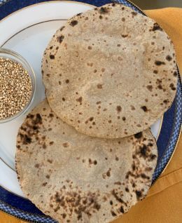 Quinoa Roti | Gluten-Free Healthy Flatbread | Easy Homemade Protein-Rich Indian Roti | Nutritious Whole Grain Bread | Simple Vegetarian Recipe — recipe by Renu Dalal