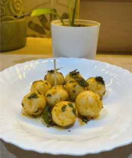 Goli Idli | Traditional Goli Idli | Rice Flour Goli Idli | Tadka Goli Idli — recipe by Renu Dalal