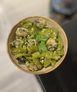 Valor Muthiya Sabzi | Gujarati Valor Muthiya Nu Shaak | Hyacinth Beans Muthiya Curry | Traditional Gujarati Sabzi — recipe by Renu Dalal