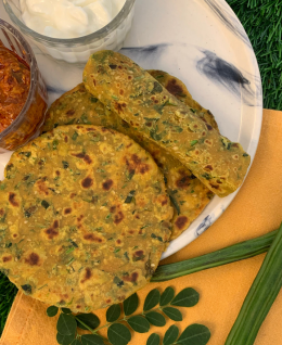 Moringa Thepla | Healthy Moringa Flatbread | Gujarati Spiced Thepla | Nutritious Indian Snack | Easy Moringa Recipe | Renu Dalal — recipe by Renu Dalal
