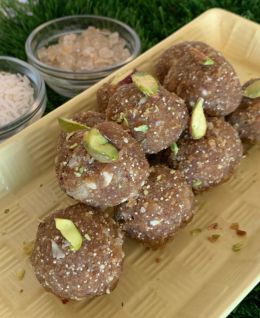 Gond Ladoo | Traditional Indian Sweet | Healthy Energy Boosting Ladoo | Easy Homemade Gond Laddu Recipe | Nutritious Winter Snack — recipe by Renu Dalal